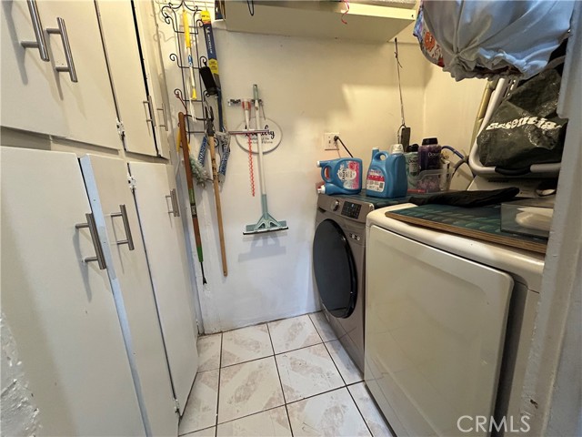 Detail Gallery Image 26 of 44 For 222 W 87th, Los Angeles,  CA 90003 - 3 Beds | 1 Baths