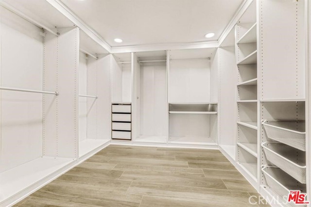 Detail Gallery Image 32 of 46 For 3651 Alta Mesa Dr, Studio City,  CA 91604 - 4 Beds | 4 Baths