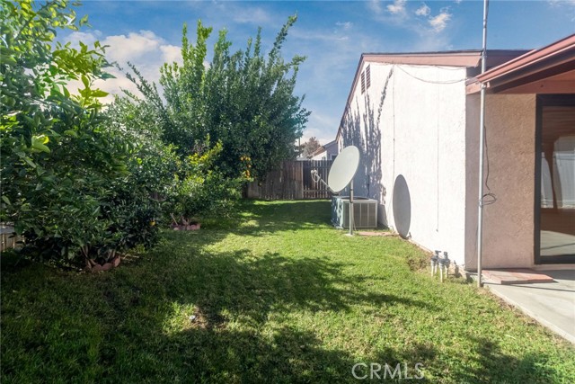 Detail Gallery Image 20 of 25 For 2074 Valleywood St, Colton,  CA 92324 - 3 Beds | 2 Baths