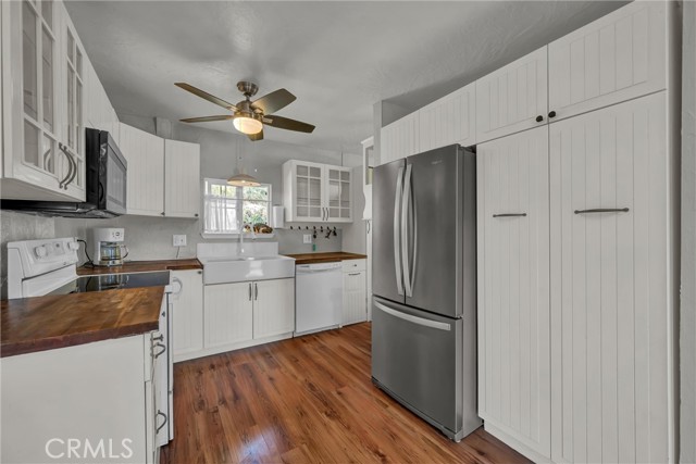 Detail Gallery Image 4 of 30 For 11668 Lakeview, Clearlake Oaks,  CA 95423 - 3 Beds | 2 Baths