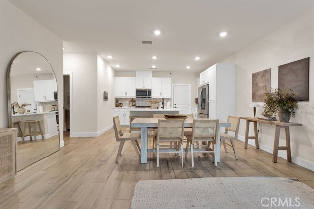 5604 Altamura Way, Fontana CA: https://media.crmls.org/medias/72f1536a-d8b3-4d6d-9080-af9844a6720a.jpg