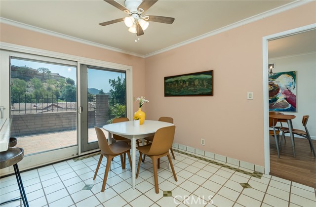 Detail Gallery Image 11 of 38 For 2251 El Arbolita Dr, Glendale,  CA 91208 - 2 Beds | 2 Baths