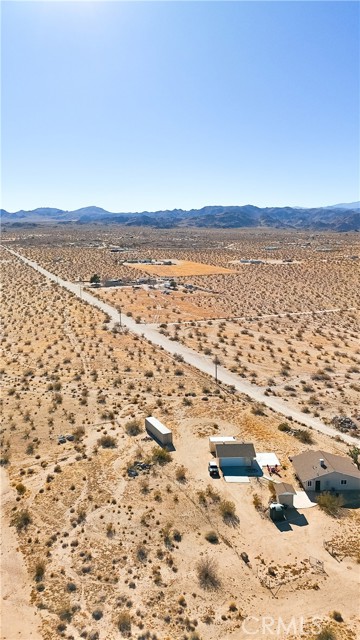 Detail Gallery Image 2 of 37 For 5651 Periman Ave, Landers,  CA 92285 - 3 Beds | 1 Baths