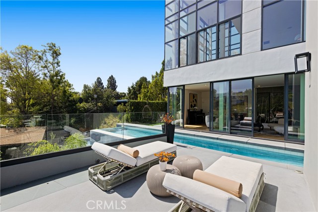 Detail Gallery Image 32 of 37 For 2746 Rinconia Dr, Los Angeles,  CA 90068 - 4 Beds | 3/1 Baths