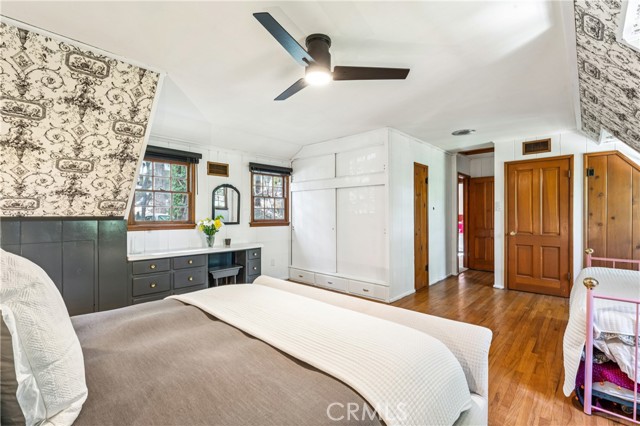 Detail Gallery Image 30 of 58 For 222 Holiday, Lake Arrowhead,  CA 92352 - 3 Beds | 2 Baths