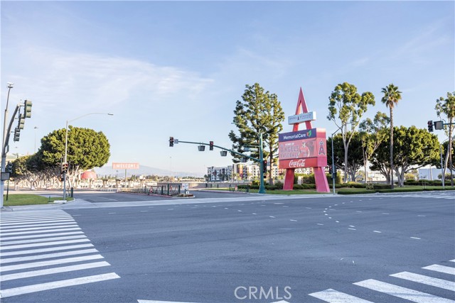 1899 S Union Street, Anaheim CA: https://media.crmls.org/medias/72f2da28-f975-4de4-9aa9-3d16aac3f645.jpg