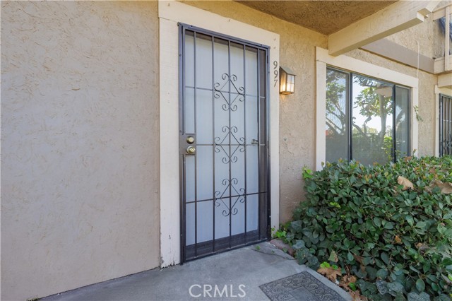 Detail Gallery Image 1 of 36 For 997 Willow Ave, La Puente,  CA 91746 - 2 Beds | 2 Baths