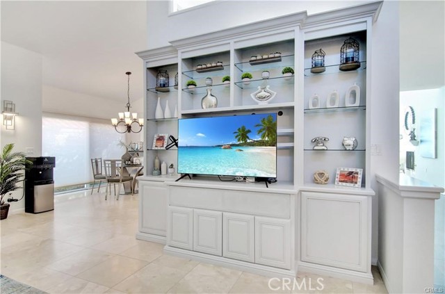Detail Gallery Image 6 of 26 For 22882 via Cordova, Dana Point,  CA 92629 - 4 Beds | 3/1 Baths