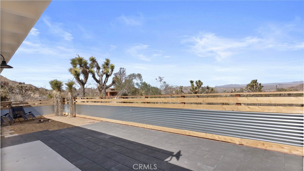 MLS #OC25046636 image #19