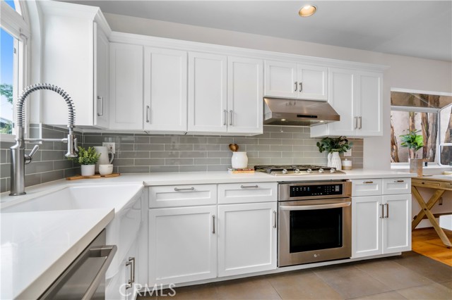 1506 Harper Avenue, Redondo Beach, California 90278, 4 Bedrooms Bedrooms, ,1 BathroomBathrooms,Residential,Sold,Harper,SB21222844