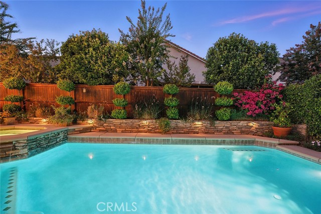 13742 Woodcrest Court, Eastvale CA: https://media.crmls.org/medias/72f63057-0afb-4368-b4d5-db993580d0e2.jpg