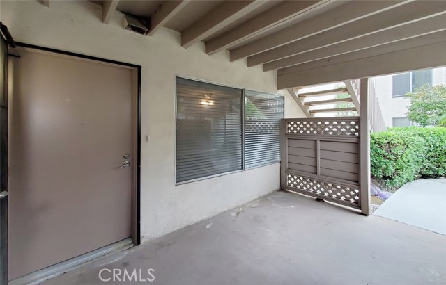 Detail Gallery Image 8 of 23 For 1300 Cabrillo Park Dr #D,  Santa Ana,  CA 92701 - 1 Beds | 1 Baths