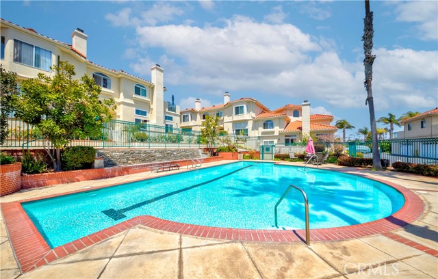 4489 Spencer Street, Torrance CA: https://media.crmls.org/medias/72f80e77-0ef2-4737-a5ad-72c0440e71b6.jpg