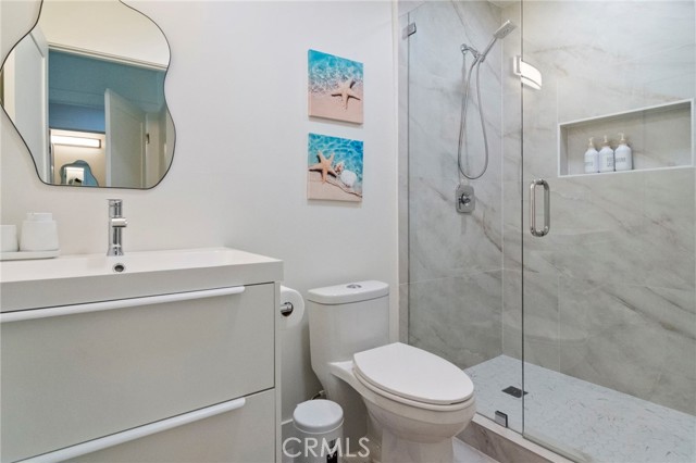 Detail Gallery Image 24 of 43 For 24136 Kittridge, West Hills,  CA 91307 - 5 Beds | 4/1 Baths