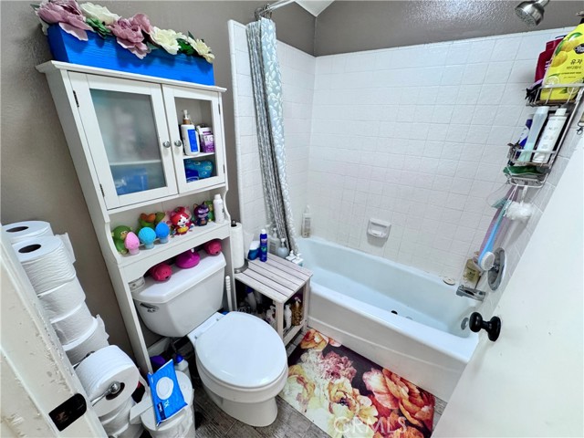 Detail Gallery Image 17 of 30 For 2532 W Macarthur Bld #B,  Santa Ana,  CA 92704 - 1 Beds | 1 Baths