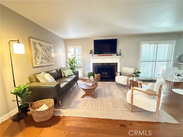 Front Image Thumbnail for CRPW26190594
