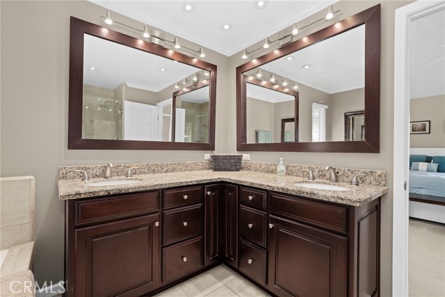 Detail Gallery Image 21 of 44 For 841 Sunstone St, Westlake Village,  CA 91362 - 3 Beds | 2/1 Baths