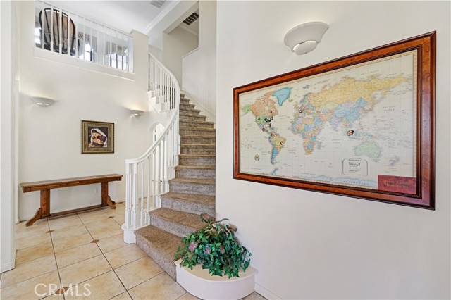 1050 Fuller Drive, Claremont CA: https://media.crmls.org/medias/72faf921-31ad-4630-b810-dd11e5d1bdf0.jpg