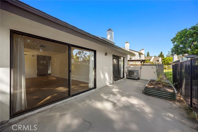 225 Preakness Court, Placentia CA: https://media.crmls.org/medias/72fb33e7-daaa-4f67-8e6f-434cdffe8f4f.jpg