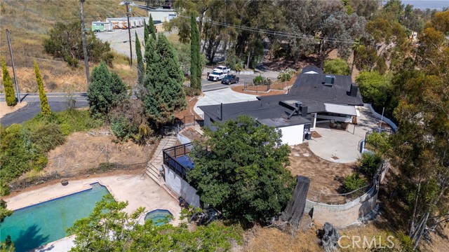 Detail Gallery Image 7 of 45 For 4140 Quail Canyon Rd, San Bernardino,  CA 92404 - 4 Beds | 3 Baths