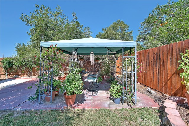 Image 47 of 75 For 22760 Cardinal Street