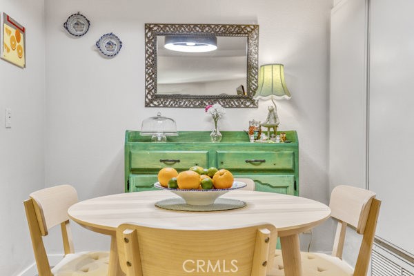Detail Gallery Image 6 of 33 For 15155 Sherman Way #14,  Van Nuys,  CA 91405 - 1 Beds | 1 Baths