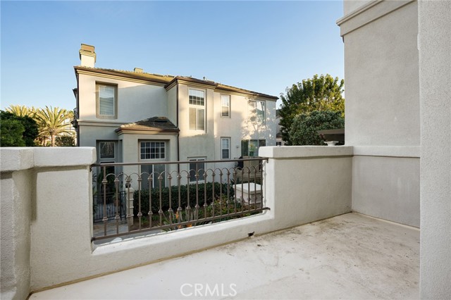 Detail Gallery Image 31 of 46 For 6242 Surfboard, Huntington Beach,  CA 92648 - 3 Beds | 2/1 Baths