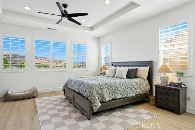 12 Rastro Street, Rancho Mission Viejo CA: https://media.crmls.org/medias/72fe5c7d-7551-4b65-bafb-229a54574862.jpg