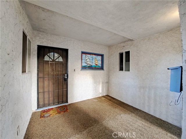 Detail Gallery Image 6 of 59 For 20121 Comanche Pl, Winnetka,  CA 91306 - 3 Beds | 2 Baths