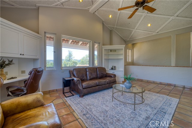1220 Bassi Drive, San Luis Obispo CA: https://media.crmls.org/medias/72ff9e25-4f64-4ebe-a563-99f1e23be6aa.jpg