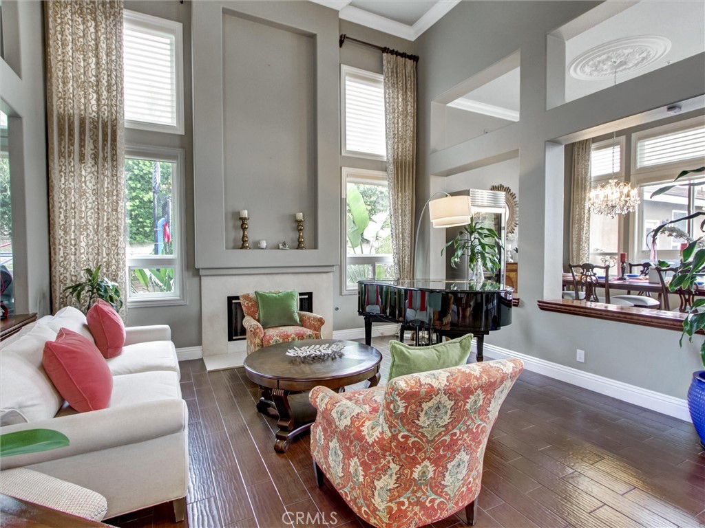 MLS #WS25134225 img 5