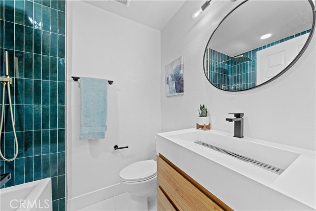 Detail Gallery Image 17 of 43 For 4001 W Kent Ave, Santa Ana,  CA 92704 - 4 Beds | 2 Baths