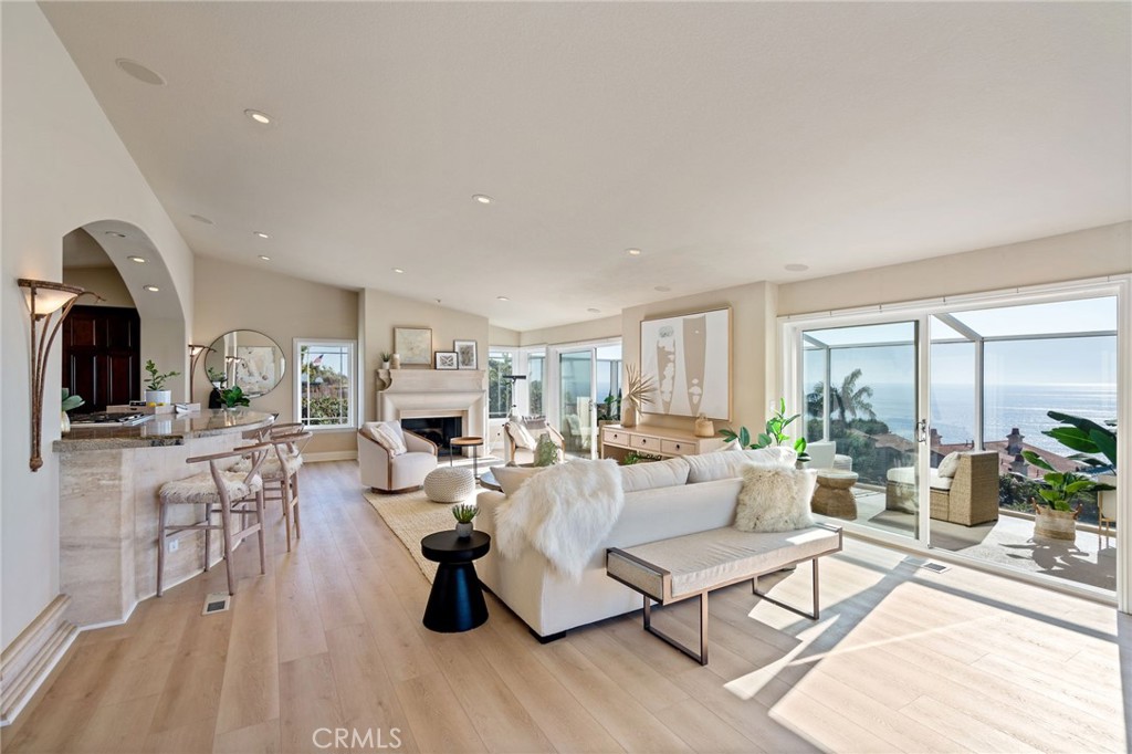 73007bf9 1ad3 44bc A542 Bf7ef14b5a5f