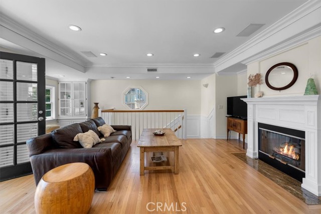 593 26th Street, Manhattan Beach, California 90266, 3 Bedrooms Bedrooms, ,2 BathroomsBathrooms,Residential,Sold,26th,SB22189948