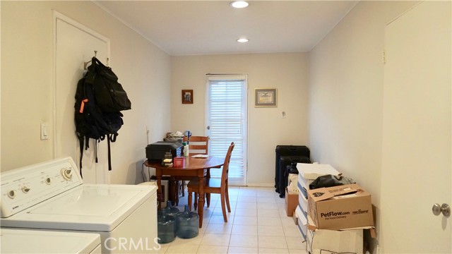 4435 Caledonia Way, Los Angeles CA: https://media.crmls.org/medias/730137de-a981-4c69-8db1-be400fda0a2f.jpg