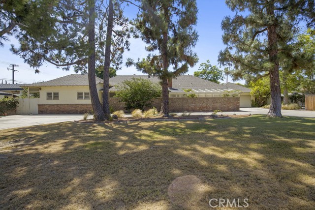 12951 Wheeler Pl, North Tustin, CA 92705