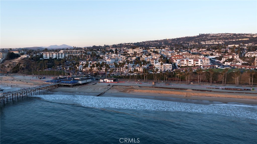 https://media.crmls.org/medias/7301a42a-330c-440d-8206-4f181cae2edb.jpg?preset=X-Large