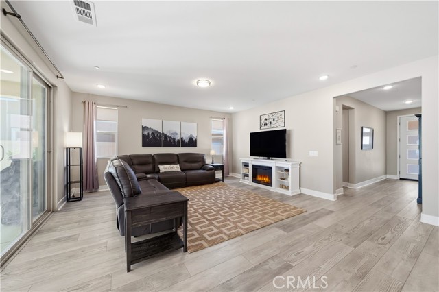 Detail Gallery Image 15 of 75 For 30658 Boxleaf Ln, Murrieta,  CA 92563 - 5 Beds | 3 Baths