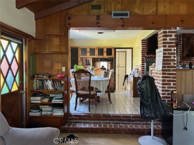 Detail Gallery Image 15 of 28 For 14125 Burton, Panorama City,  CA 91402 - 3 Beds | 2 Baths