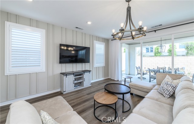 32454 Old Sage Dr, San Juan Capistrano CA: https://media.crmls.org/medias/7304bfcf-570f-4aff-b9be-9978203620ec.jpg