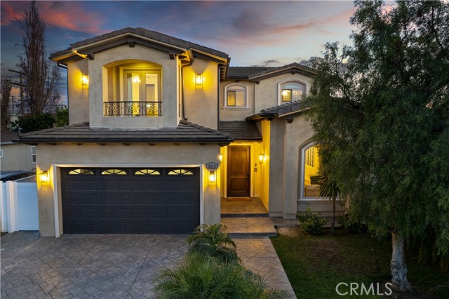 2210 Robinson Street, Redondo Beach, California 90278, 5 Bedrooms Bedrooms, ,4 BathroomsBathrooms,Residential,Sold,Robinson Street,SB22055222