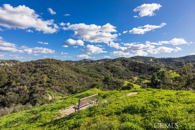 Detail Gallery Image 3 of 25 For 20900 Bandera, Woodland Hills,  CA 91364 - 3 Beds | 3 Baths