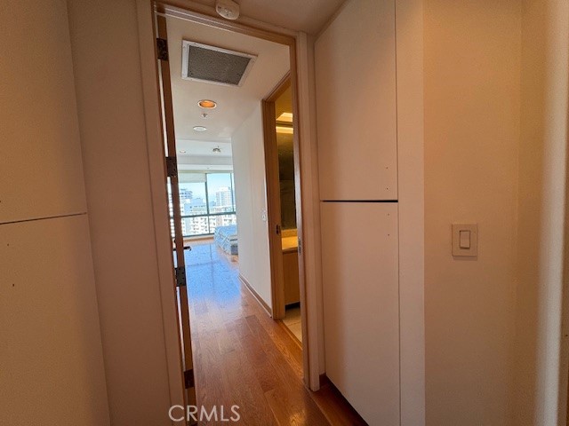 Detail Gallery Image 32 of 44 For 10490 Wilshire Bld #1602,  Los Angeles,  CA 90024 - 2 Beds | 3 Baths