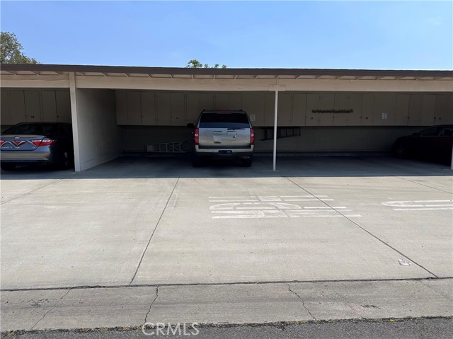1600 Northwood Road, Seal Beach CA: https://media.crmls.org/medias/73070bb3-5f6f-475a-b59f-c621ad81eb15.jpg