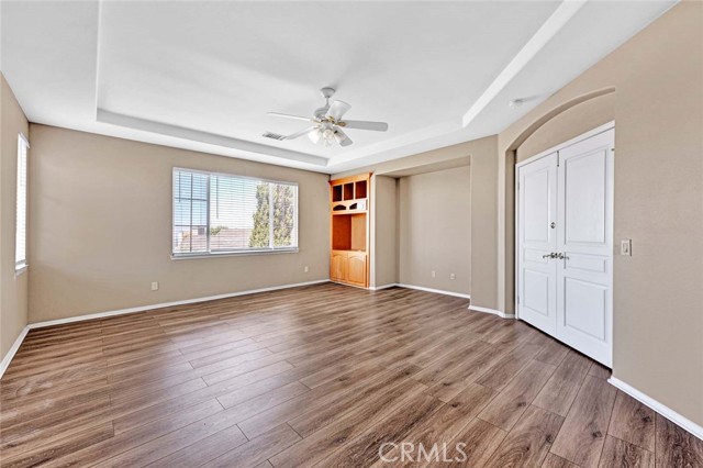 23261 Castle Rock, Mission Viejo CA: https://media.crmls.org/medias/73070c51-db08-4d6f-b98f-ec5b83e01724.jpg