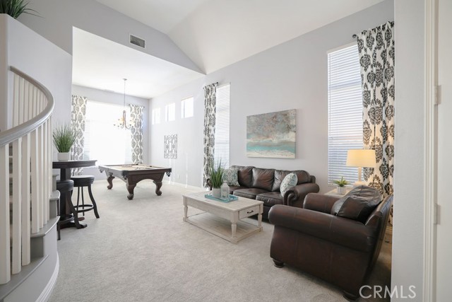 Detail Gallery Image 3 of 31 For 928 Allegre, Corona,  CA 92879 - 4 Beds | 3 Baths