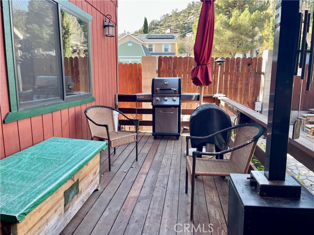 921 Piru Way, Frazier Park CA: https://media.crmls.org/medias/73074a82-0d3b-40fb-9c4d-844361b4f7cd.jpg