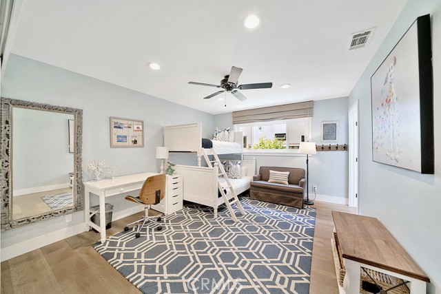 Detail Gallery Image 20 of 29 For 314 W Avenida Valencia, San Clemente,  CA 92672 - 4 Beds | 4 Baths