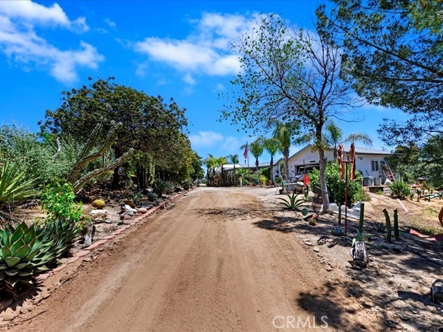 Detail Gallery Image 4 of 74 For 40410 Exa Ely Rd, Hemet,  CA 92544 - 4 Beds | 3 Baths