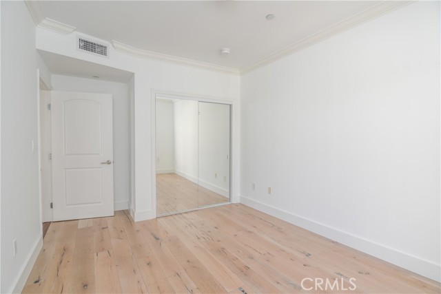 Detail Gallery Image 15 of 24 For 11848 Kiowa Ave #304,  Los Angeles,  CA 90049 - 3 Beds | 2 Baths